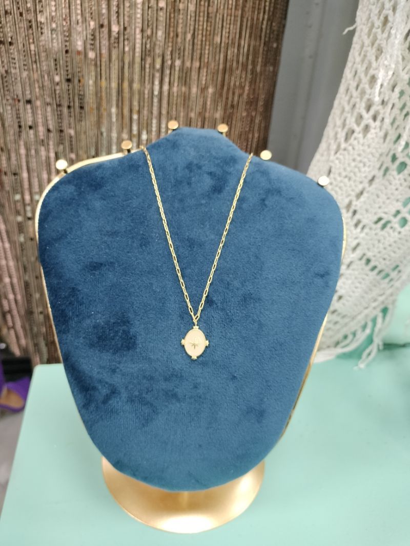collier